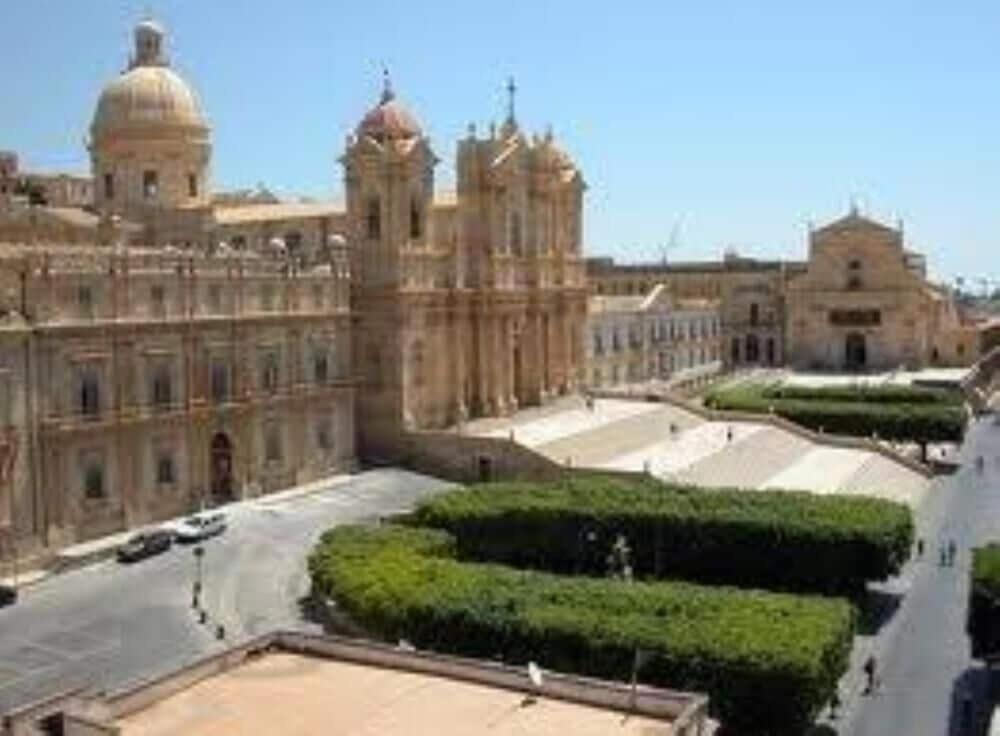 Casa Paolo In Val Di Noto Villa Calabernardo Kültér fotó